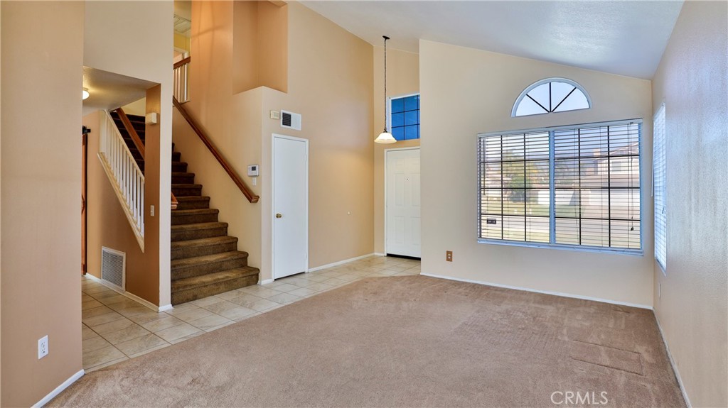 2569 W Via Verde Drive Property Photo 4
