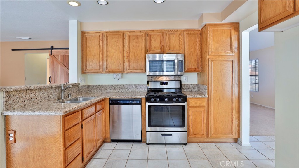 2569 W Via Verde Drive Property Photo 11