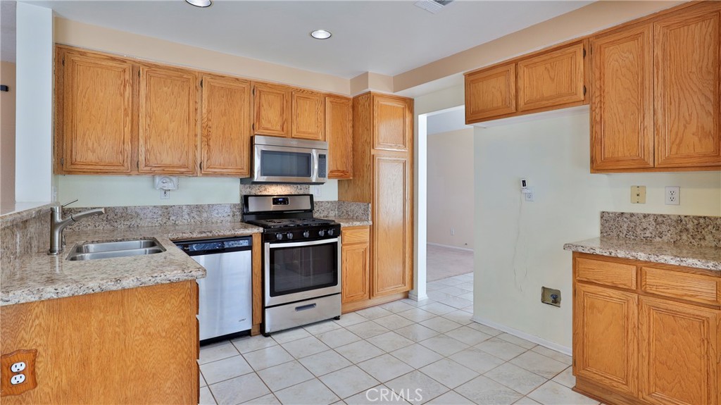 2569 W Via Verde Drive Property Photo 13