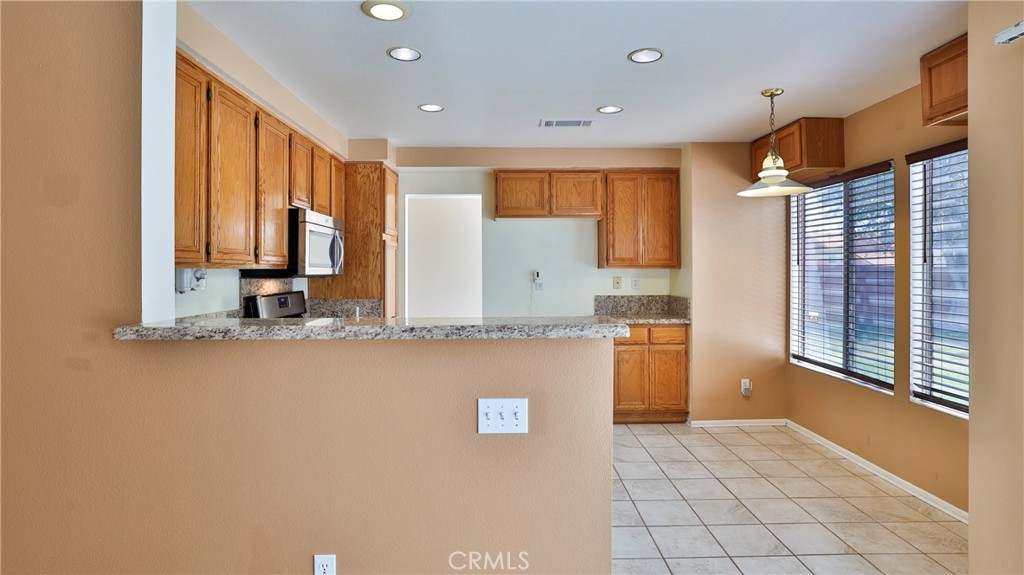 2569 W Via Verde Drive Property Photo 18