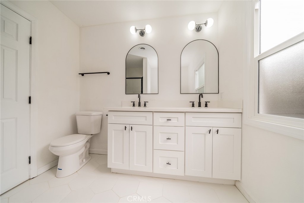 6323 Lilac Avenue Property Photo 19