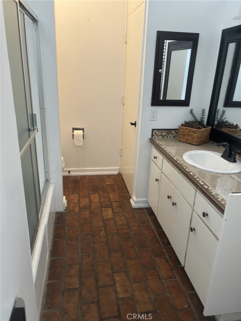 872 #6 Sierra Vista Drive Property Photo 12