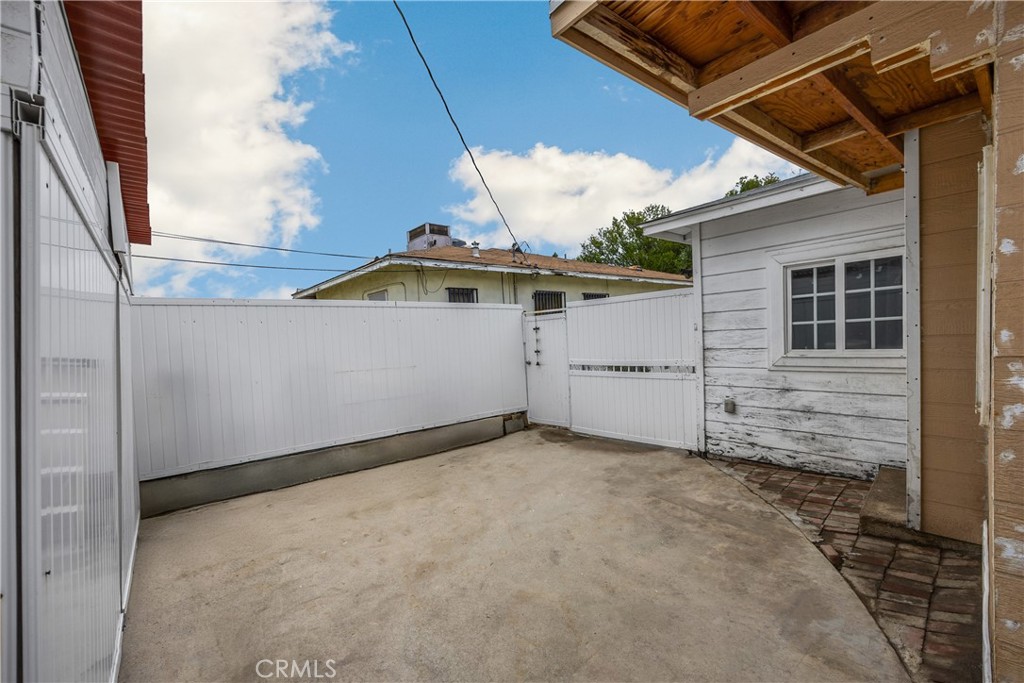 2474 Belle Street Property Photo 27