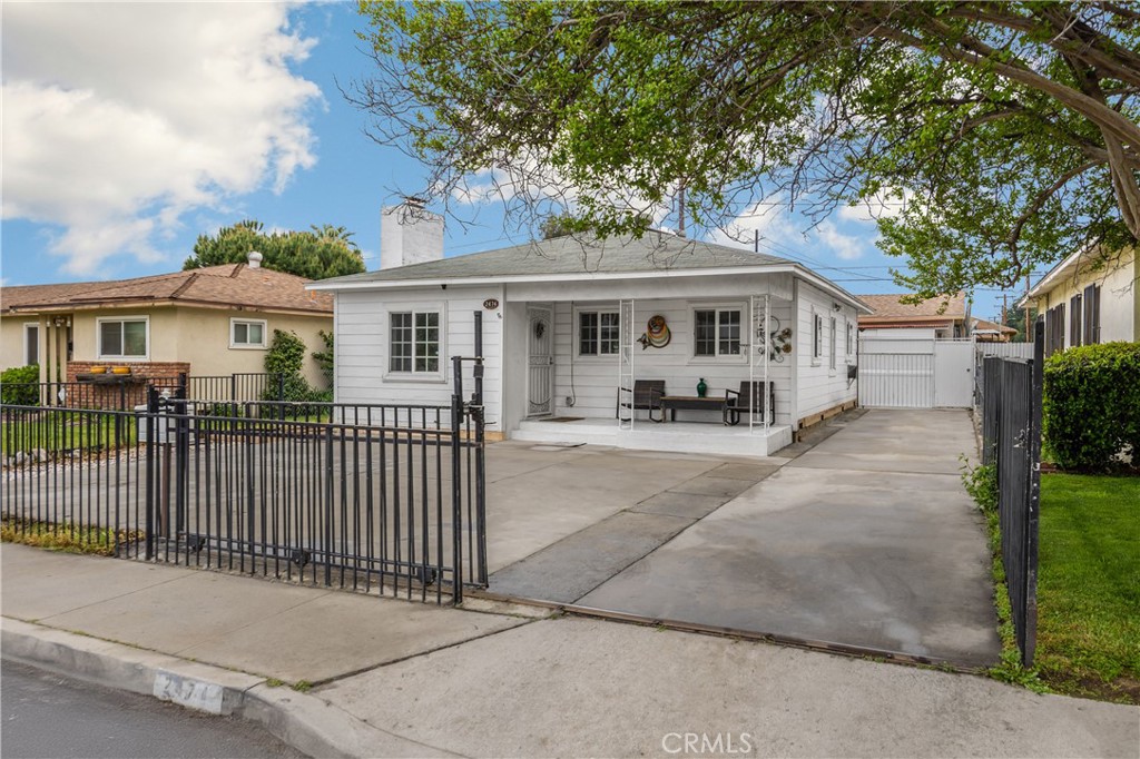 2474 Belle Street Property Photo 42