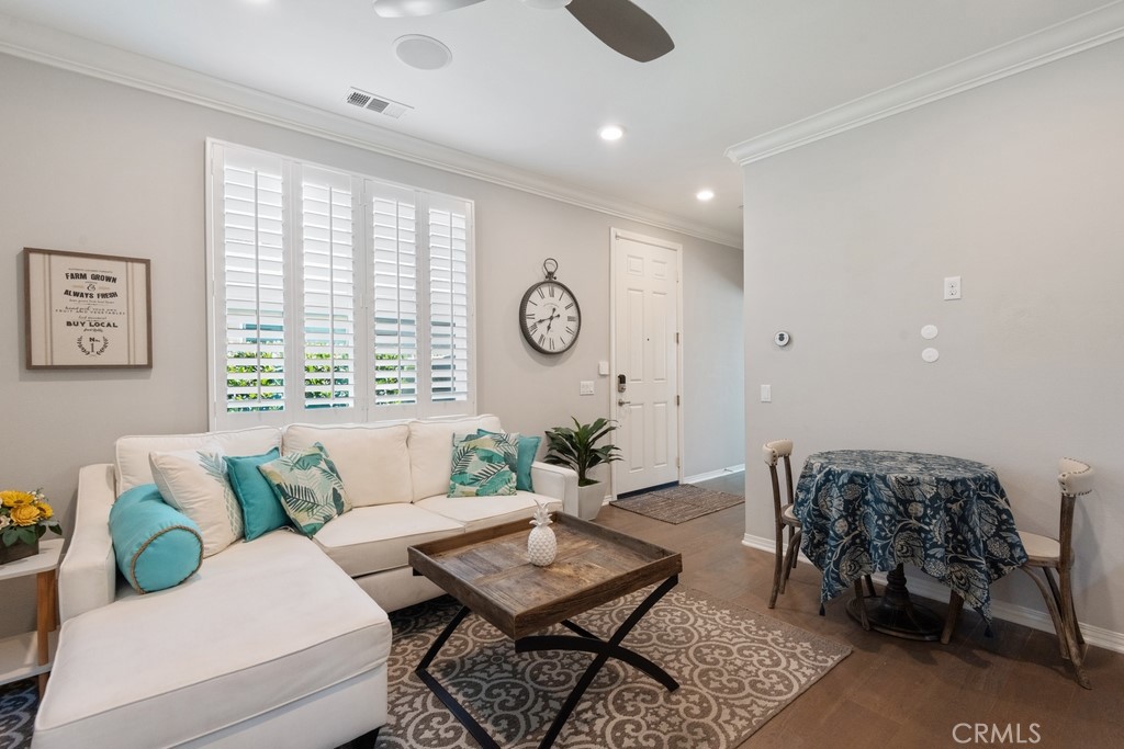 3543 Sugarberry Court Property Photo 4