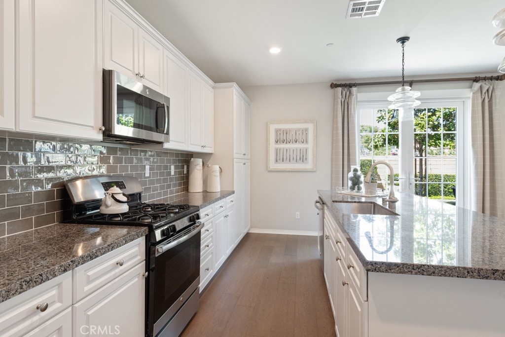3543 Sugarberry Court Property Photo 12