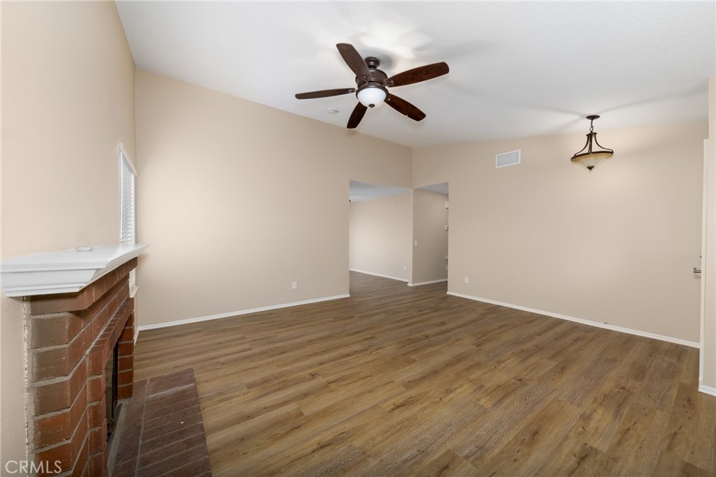 5305 Lilac Street Property Photo 5