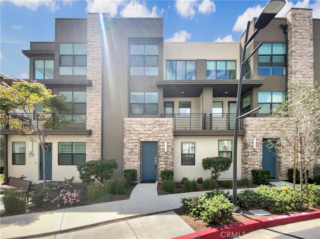 11032 Momentum Drive