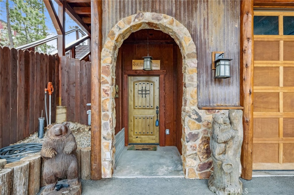450 Temple Lane Property Photo 6
