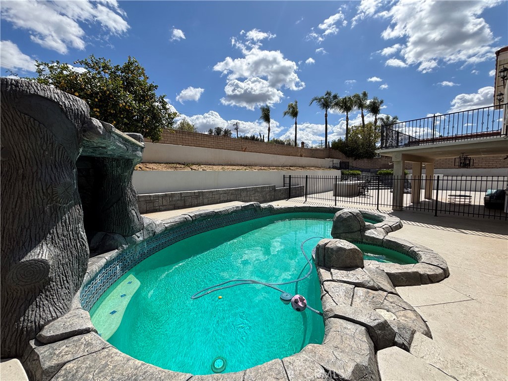 157 Calle Constancia Property Photo 44