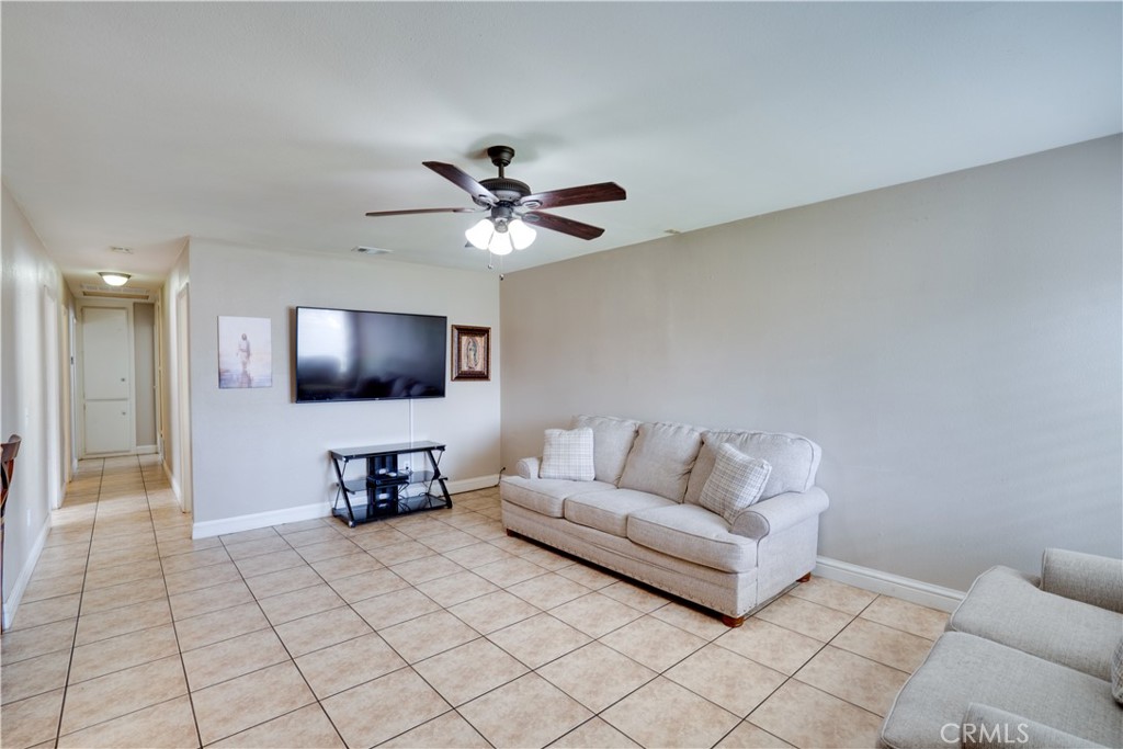 2948 Atchison Street Property Photo 6