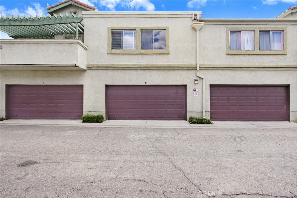 8353 Sunset Trail Place E Property Photo 13