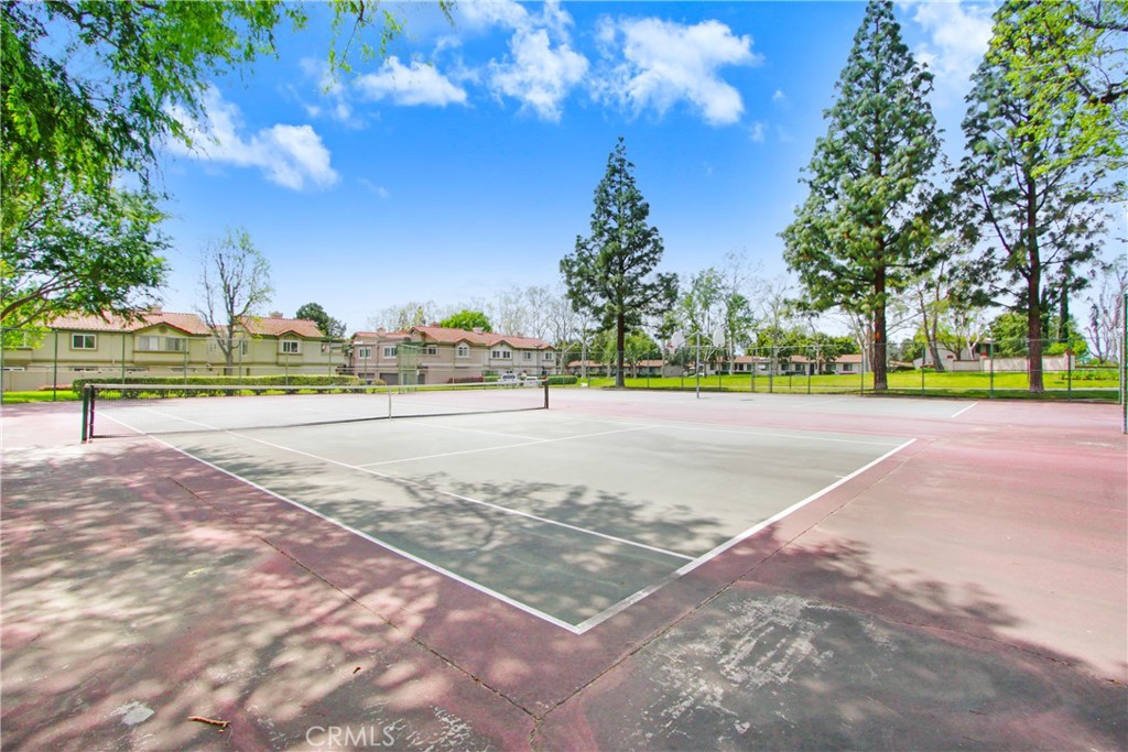 8353 Sunset Trail Place E Property Photo 17