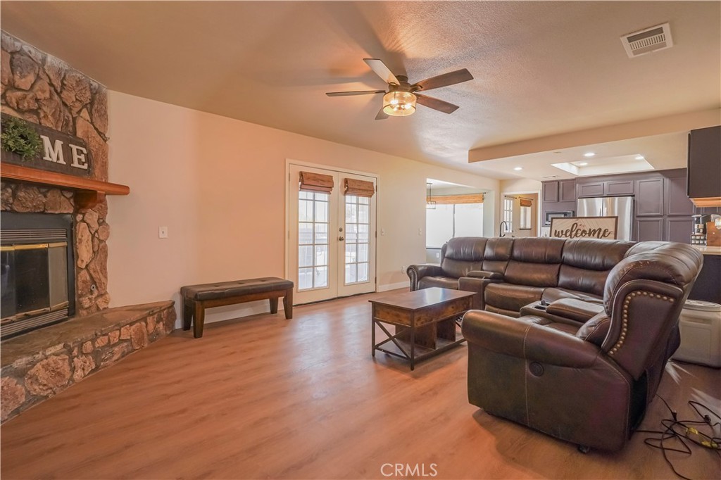 10977 Pinon Avenue Property Photo 17