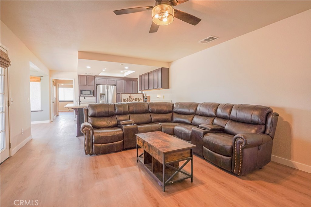 10977 Pinon Avenue Property Photo 18