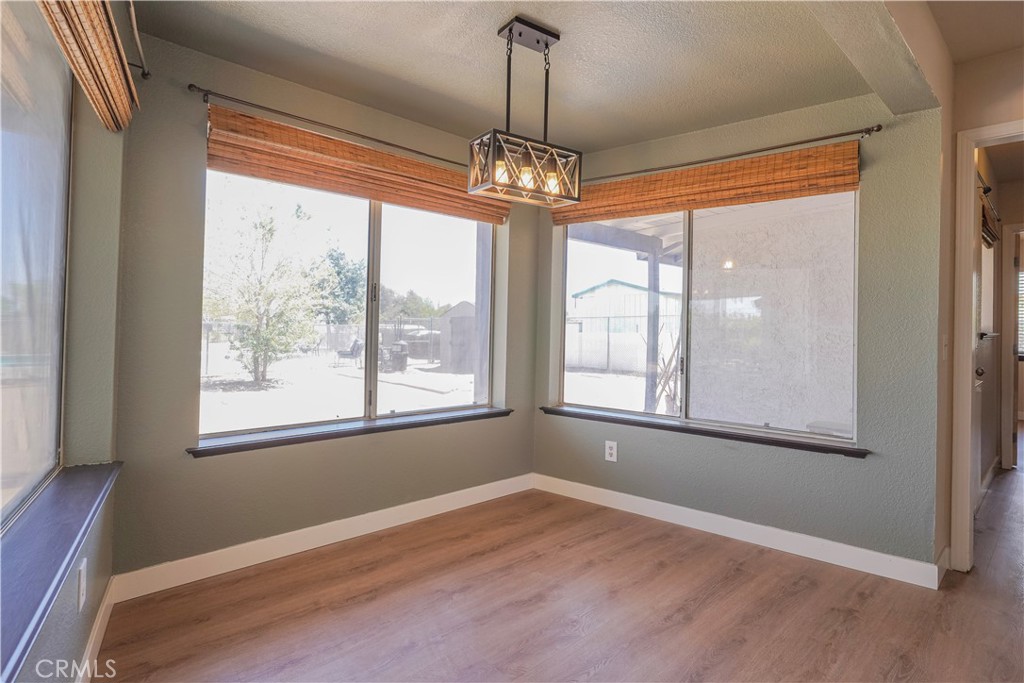 10977 Pinon Avenue Property Photo 28