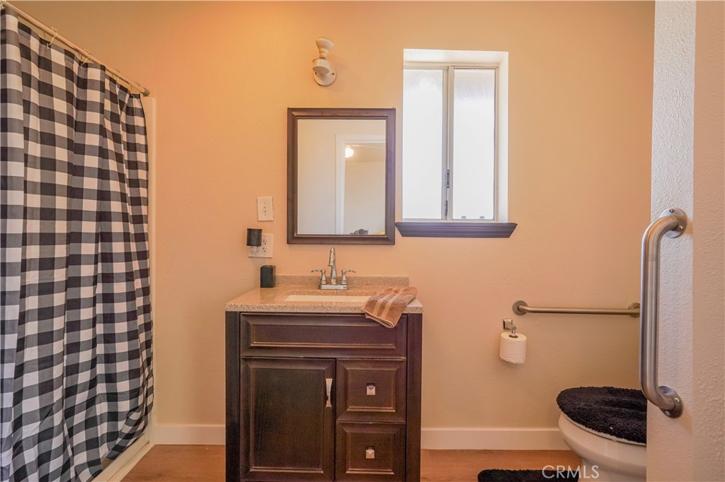 10977 Pinon Avenue Property Photo 32