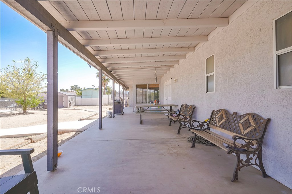 10977 Pinon Avenue Property Photo 47