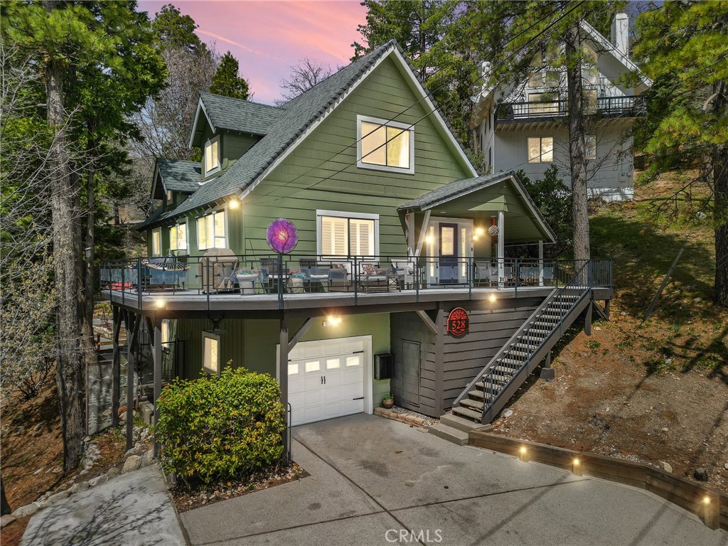 528 Brentwood Drive Property Photo 1