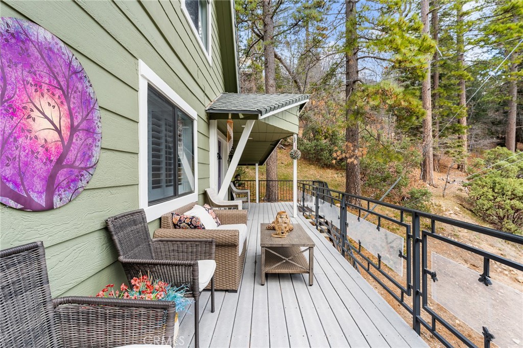 528 Brentwood Drive Property Photo 4