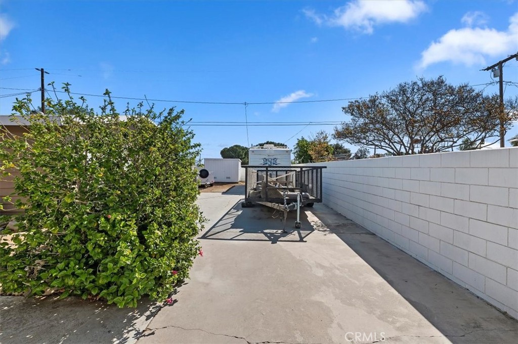14150 Loma Sola Street Property Photo 7