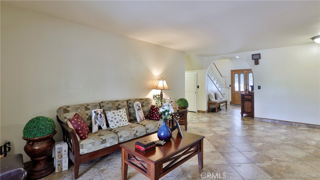 12698 La Solana Drive Property Photo 9