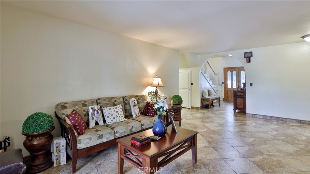 12698 La Solana Drive Property Photo 9