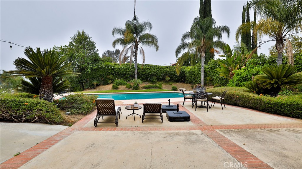 12698 La Solana Drive Property Photo 41