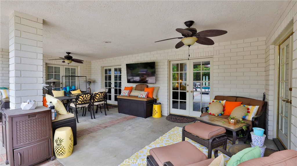 12698 La Solana Drive Property Photo 44