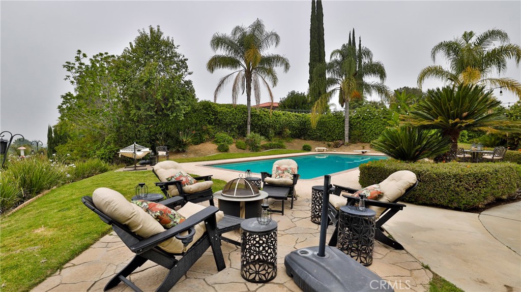 12698 La Solana Drive Property Photo 51