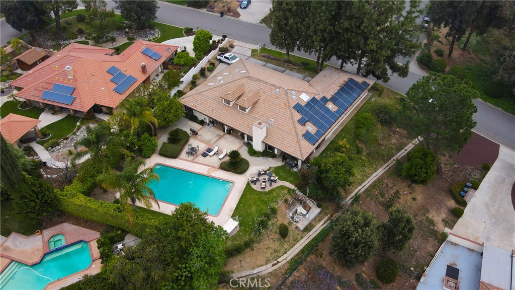12698 La Solana Drive Property Photo 59