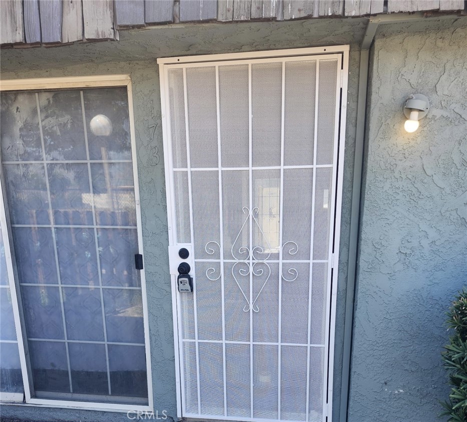 25180 5th Street Property Photo