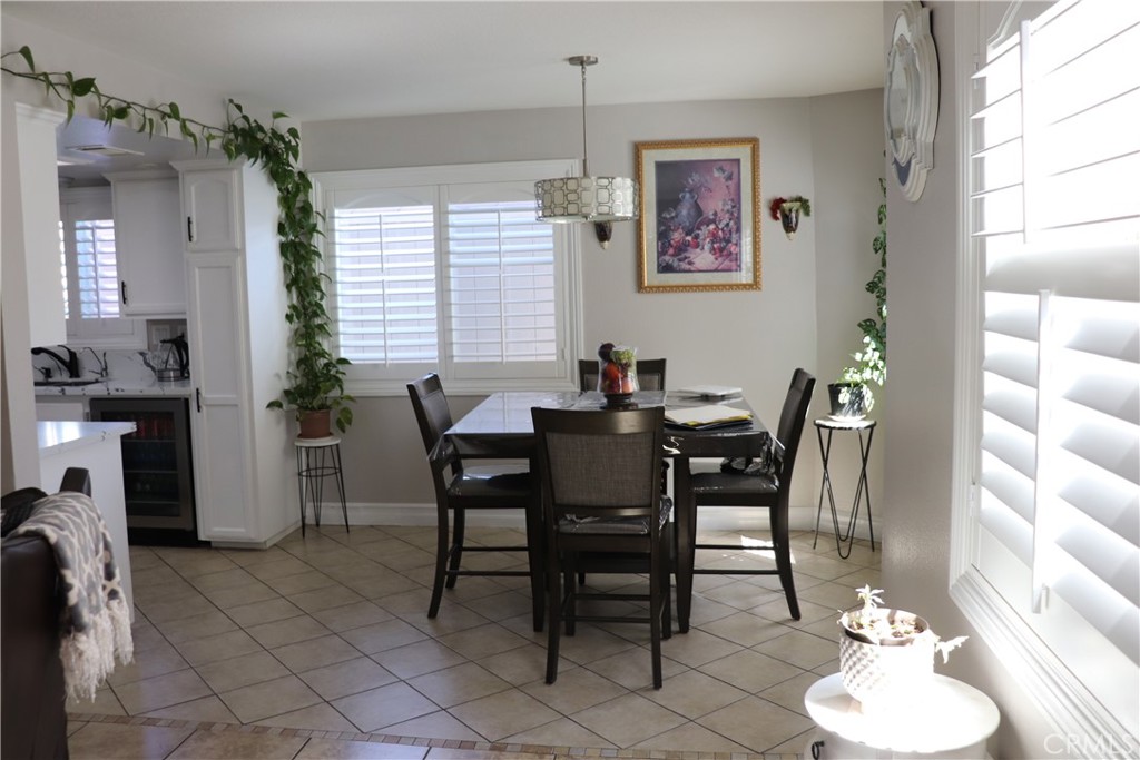 8998 Mango Avenue D Property Photo 1