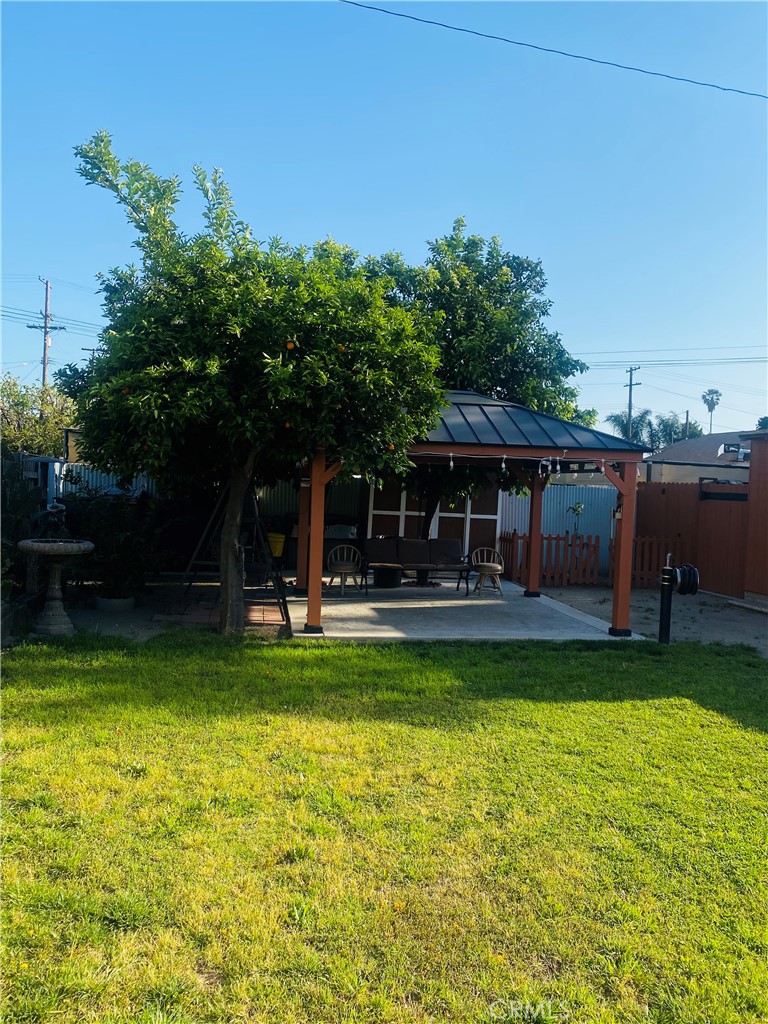 1329 W 3rd St Property Photo 32