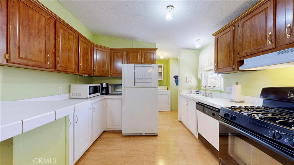 9161 Santa Fe Avenue E 74 Property Photo 24