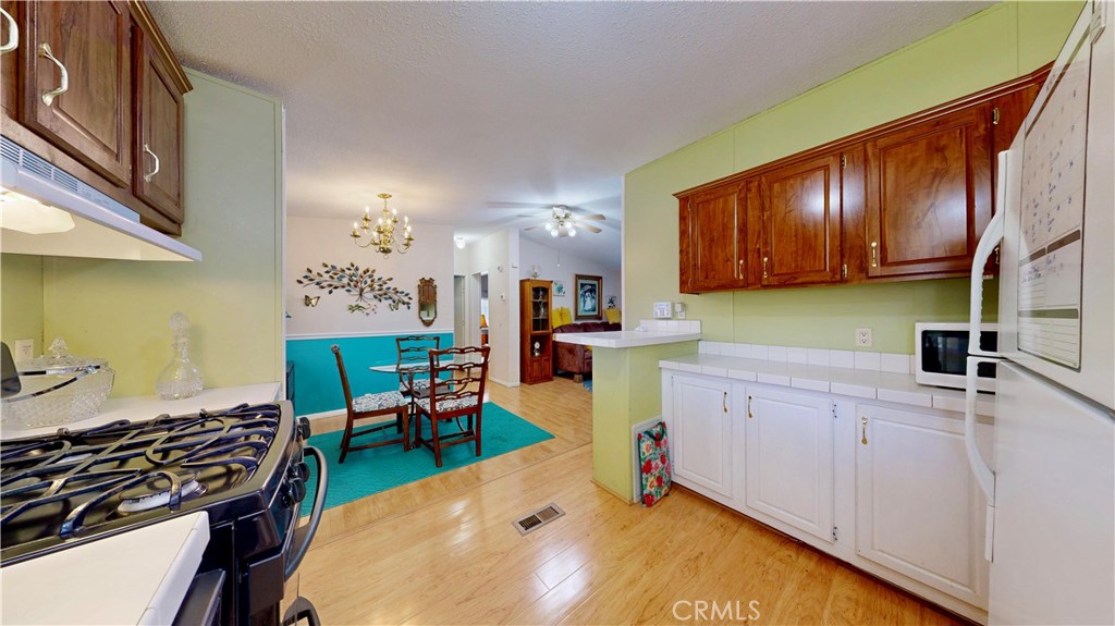 9161 Santa Fe Avenue E 74 Property Photo 28
