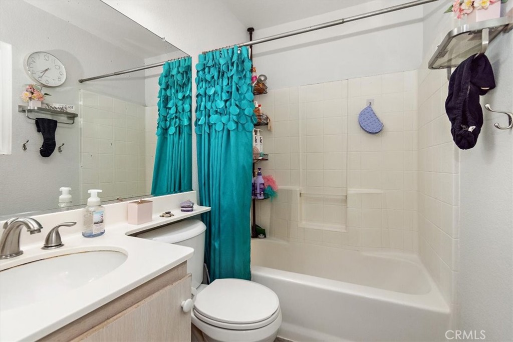 10840 Gates Street Property Photo 25