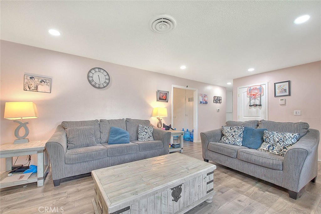 1606 Orange Street Property Photo 10