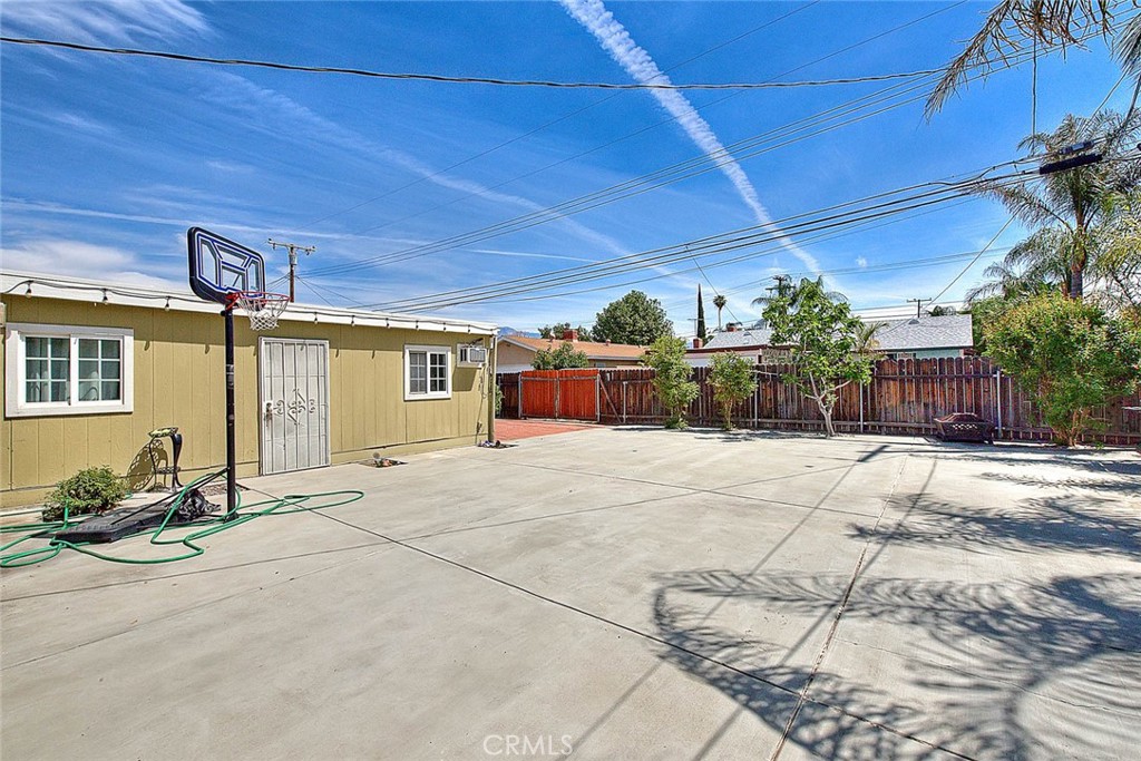 1606 Orange Street Property Photo 44