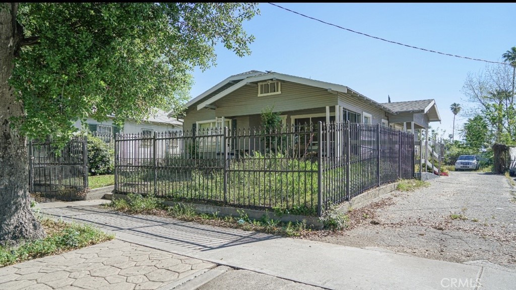 1315 N D Street Property Photo