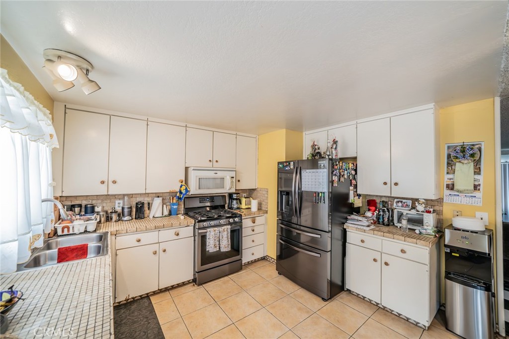 606 S Darney Avenue Property Photo 13