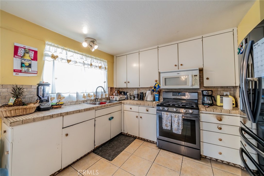 606 S Darney Avenue Property Photo 14