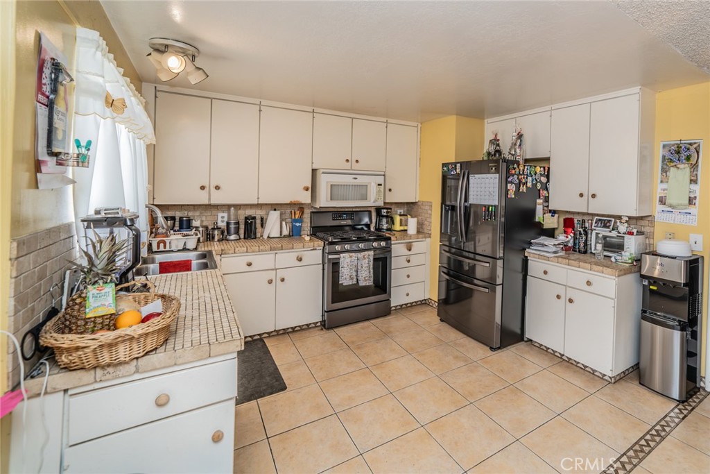 606 S Darney Avenue Property Photo 15
