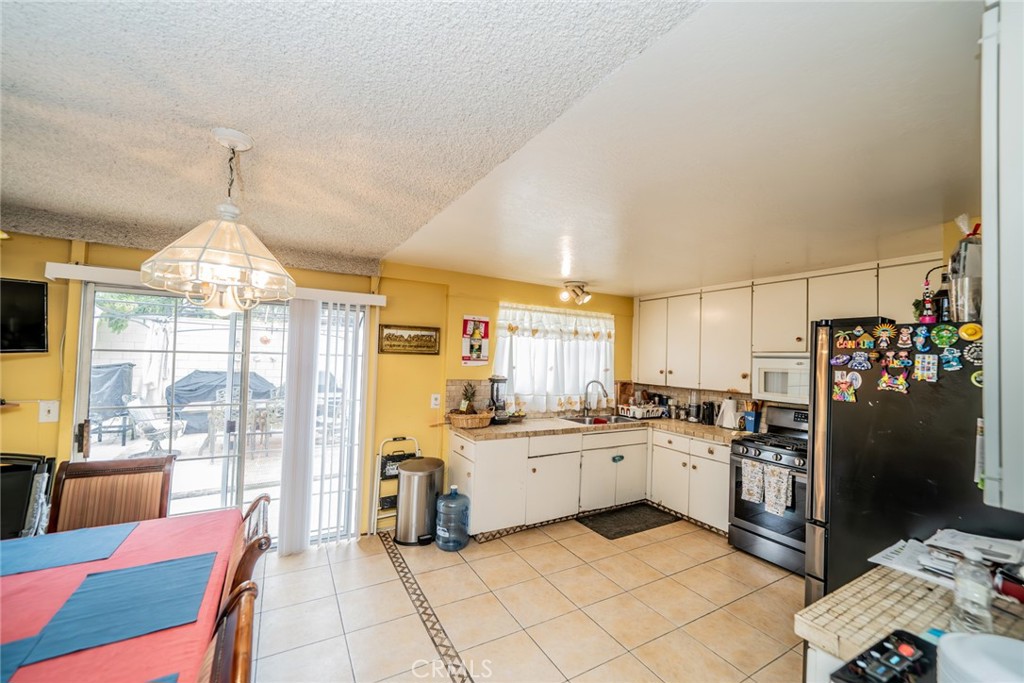 606 S Darney Avenue Property Photo 16