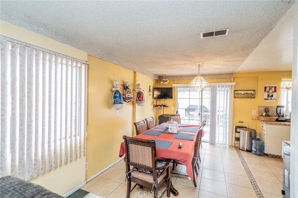 606 S Darney Avenue Property Photo 17