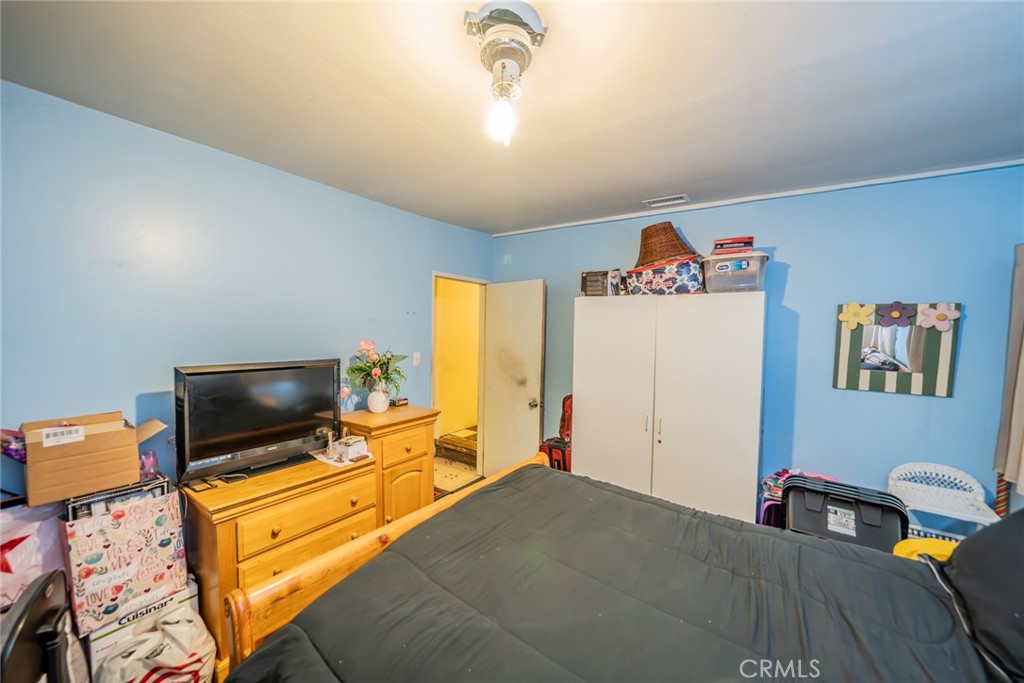 606 S Darney Avenue Property Photo 23