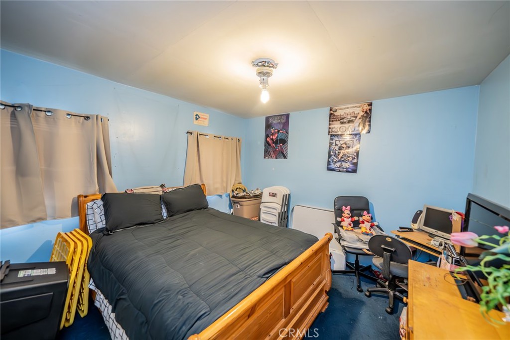 606 S Darney Avenue Property Photo 25