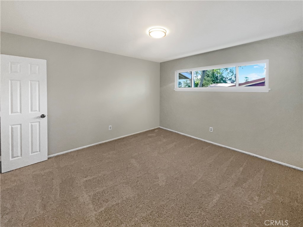 529 Esther Way Property Photo 5