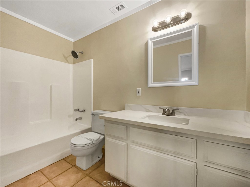 529 Esther Way Property Photo 7