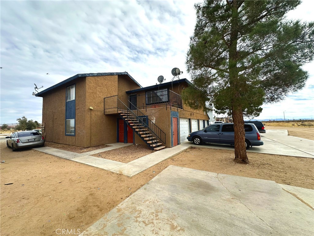 18140 Poinciana Road Property Photo 3